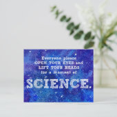 Carte Postale A Moment of SCIENCE proteste postcard (Debout devant)