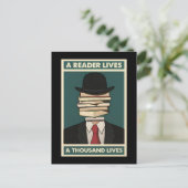Carte Postale A Reader Lives a Thousand Lives Bibliophile Wisdom (Debout devant)