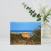 Carte Postale A travers les dunes (Debout devant)