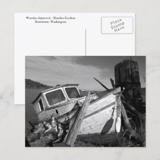 Carte Postale Abandon de l'épave en noir et blanc Photo