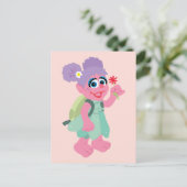 Carte Postale Abby Cadabby | Cueillette de marguerites (Debout devant)