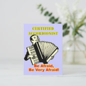 Carte Postale Accordioniste certifié (Debout devant)