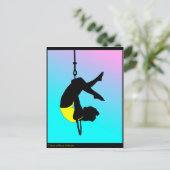 Carte Postale Acrobat du cirque contemporain (Debout devant)