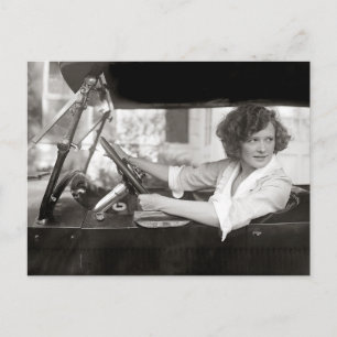 Carte Postale Actrice au volant, 1921