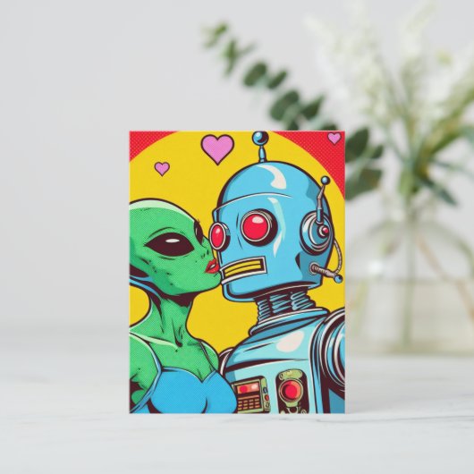 Carte Postale Adorable Alien vert en amour avec un robot (Debout devant)