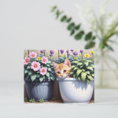 Carte Postale Adorable Kitten Sortir des pots de fleurs (Debout devant)