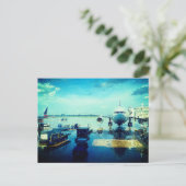 Carte Postale Aéroport dans la pluie (Debout devant)