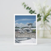 Carte Postale Aéroport de Tacloban (Debout devant)