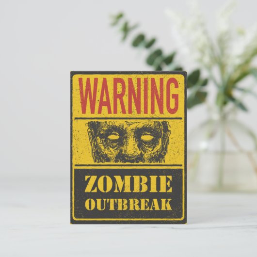 Carte Postale Affiche Apocalypse Zombie. Panneau avec zombie (Debout devant)