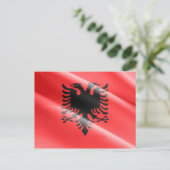Carte Postale Albanie - Drapeau albanais - (Debout devant)