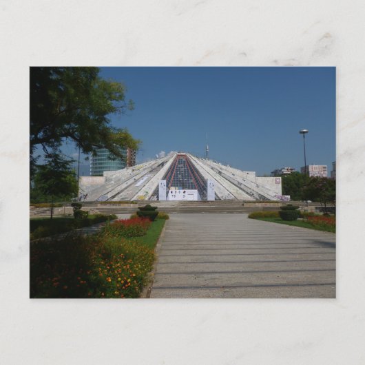 Carte Postale Albanie - Tirana - La Pyramide (Devant)