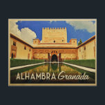 Carte Postale Alhambra Grenade Espagne<br><div class="desc">Palais de l'Alhambra cour intérieure à Grenade,  Andalousie,  Espagne. Un nouveau graphique de voyage vintage.</div>
