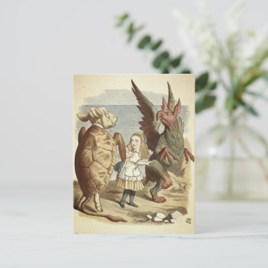 Carte Postale Alice (Debout devant)