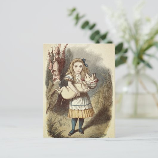 Carte Postale Alice (Debout devant)