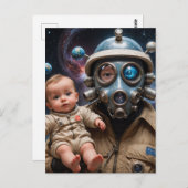 Carte Postale Alien de masque à gaz avec bébé dans l'espace (Devant / Derrière)