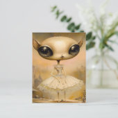 Carte Postale Alien en robe rose (Debout devant)