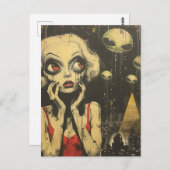 Carte Postale Aliens et femme en robe rouge Imaginaire scifi (Devant / Derrière)
