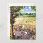 Carte Postale Aliens font le picknick dans le cercle de culture  (Devant / Derrière)