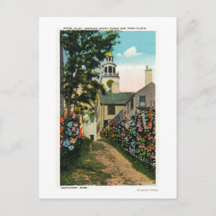 Carte Postale Allée de pierre Vue sur la tour sud et l'horloge d