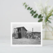 Carte Postale Aller sous terre, années 1930 (Debout devant)