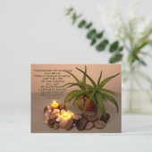 Carte Postale Aloe, bougies et galets de rivière | Citation de b (Debout devant)