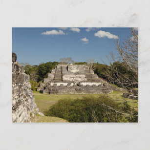 Carte Postale Altun Ha est un site maya qui date de 200