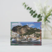 Carte Postale Amalfi - Italie (Debout devant)