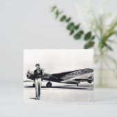 Carte Postale Amelia Earhart (Debout devant)
