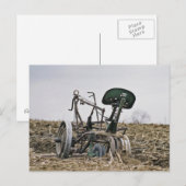 Carte Postale Amish Corn Cutter dans Field Postcard (Devant / Derrière)