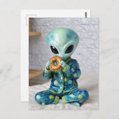 Carte Postale Amusant Alien manger un bagel dans un lit (Devant / Derrière)