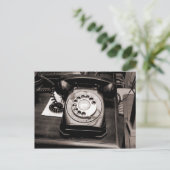 Carte Postale Ancien téléphone (Debout devant)