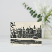 Carte postale ancienne - Bletchley Park Mansion (Debout devant)