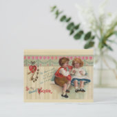 Carte postale ancienne de la Saint-Valentin (Debout devant)