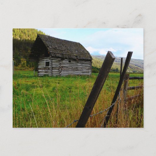 Carte Postale Ancienne grange abandonnée en campagne avec clôtur (Devant)