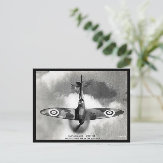 Carte postale ancienne - Supermarine "Spitfire" (Debout devant)