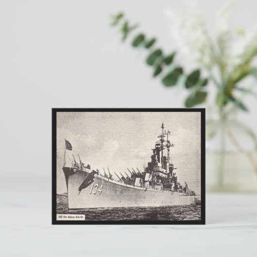 Carte postale ancienne - USS Des Moines (Debout devant)