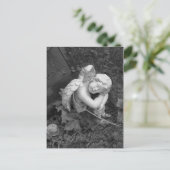 Carte Postale Ange couchant (Debout devant)