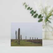 Carte Postale Anneau de Brodgar (Orkney Island) (Debout devant)