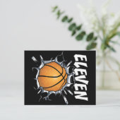 Carte Postale Anniversaire de 11 ans garçon basketball (Debout devant)