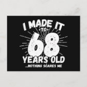 Carte Postale Anniversaire Drôle 68 Ans Mème Sarcastique Cadeau  (Devant)