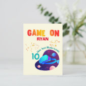 Carte Postale Anniversaire VR Garçon Gamer Fête de groupe à asso (Debout devant)