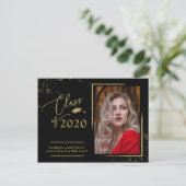 Carte Postale Annonce de diplômé en écriture chic Festive Gold G (Debout devant)