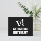 Carte Postale Anti Social Butterfly Funny Introvert (Debout devant)