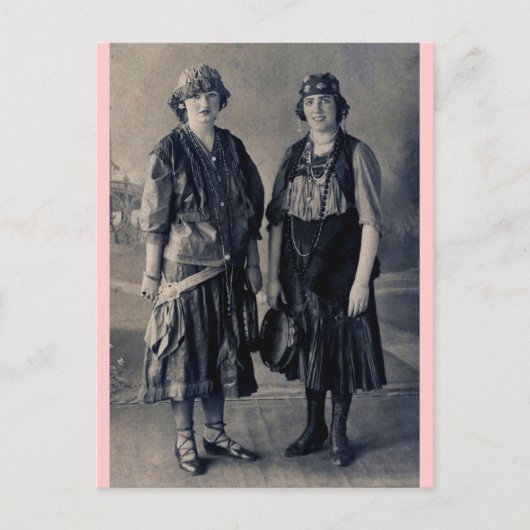 Carte Postale Antique des années 1920 Femmes en costumes tzigane (Devant)