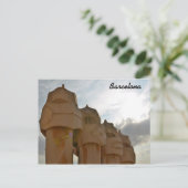 Carte postale Antonio Gaudi, Barcelone (Debout devant)