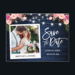 Carte Postale Appareil Photo Instantané Bleu Bois Fleurs Roses E<br><div class="desc">Moderne Écriture au Pinceau,  Style Appareil Photo Instantané,  Photo de Couple Enregistrer La Date Photo Carte de Faire-Part de Fiançailles - Campagne Rustique Bois Bleu,  Guirlande Lumineuse. Comprend Aquarelle Roses Roses Fanes et Feuillage Botanique.</div>