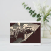 Carte Postale Après la fête du thé (Debout devant)