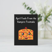Carte Postale April Fools du gâteau de fruit Vampire (Debout devant)