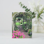 Carte Postale Arc rouge et fleurs, Victoria (Colombie-Britanniqu (Debout devant)