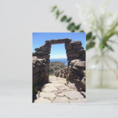 Carte Postale arche en pierre de taquile (Debout devant)